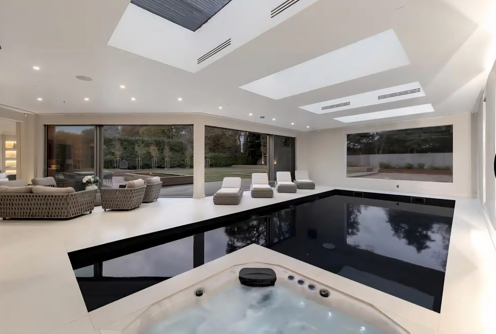 Screenshot 2025-11-21 at 09.59.48